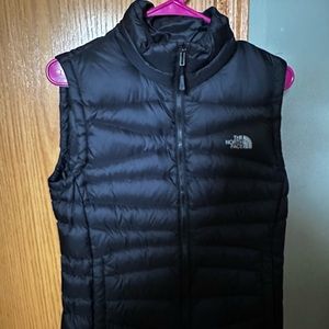 North face puffer vest